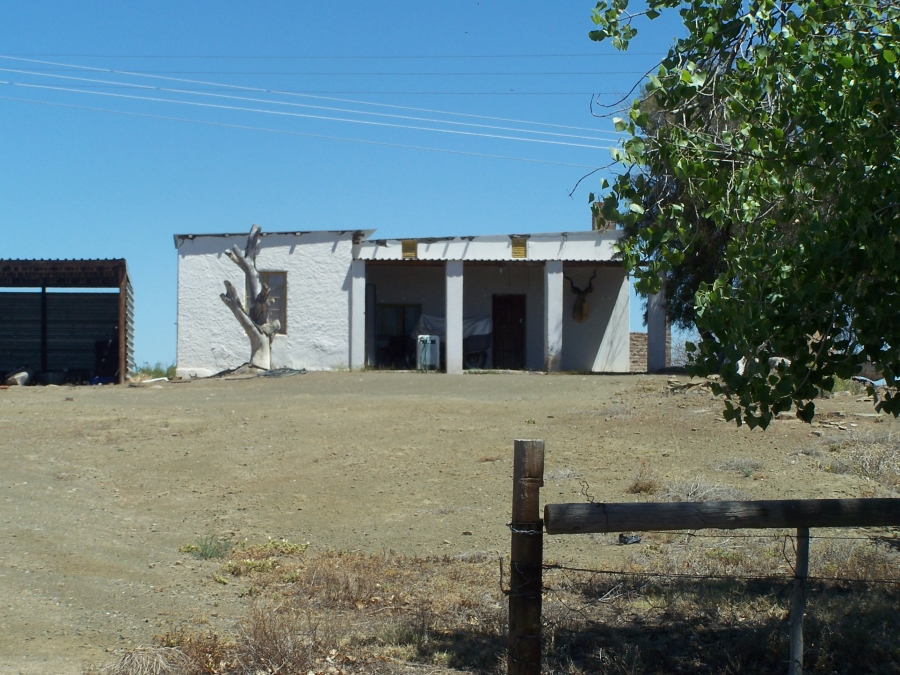 Commercial Property for Sale in Leeu Gamka Western Cape